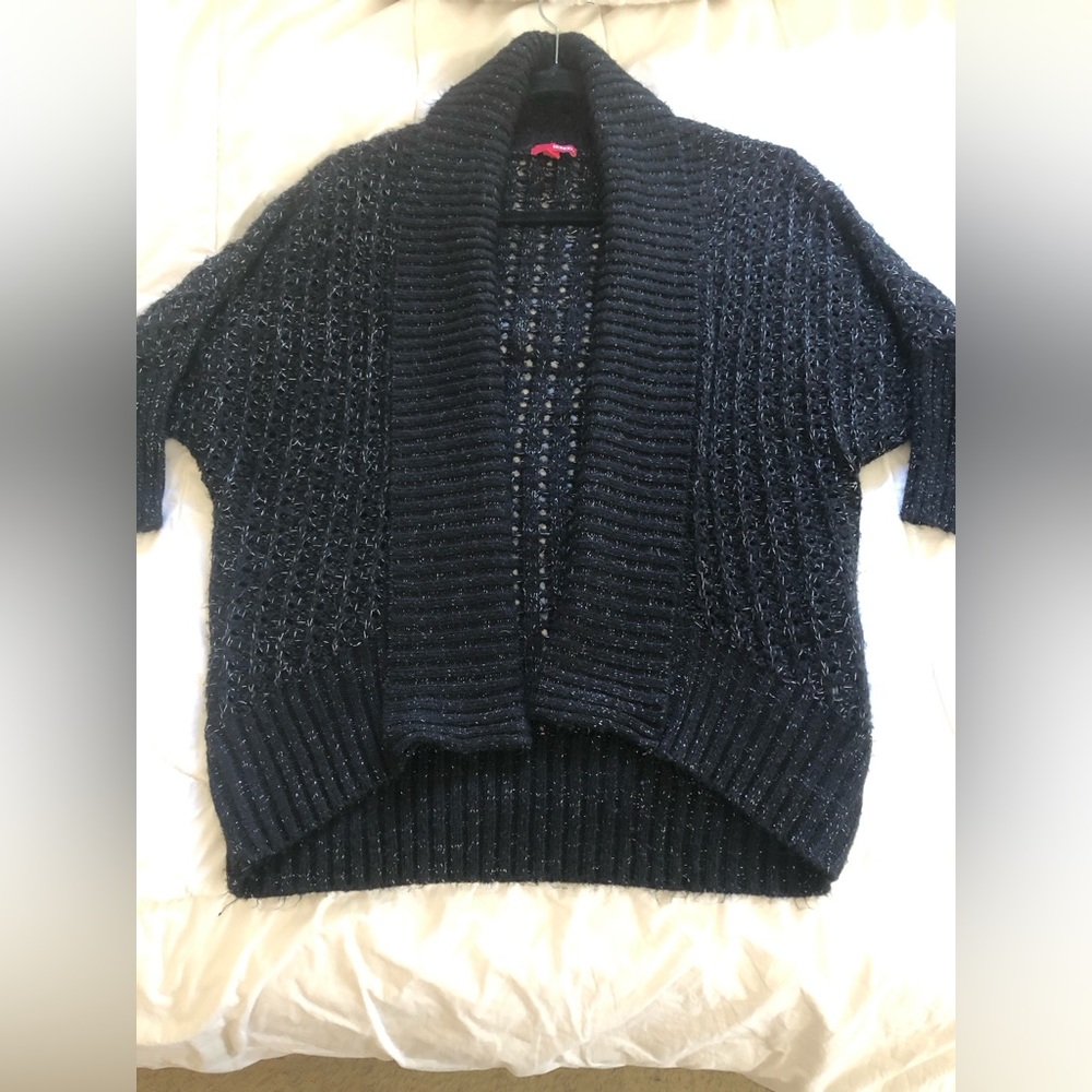 Bongo Woman’s Cardigan